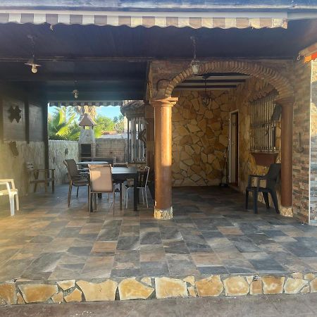 Chalet , A 6Km De La Playa Chiclana de la Frontera Esterno foto