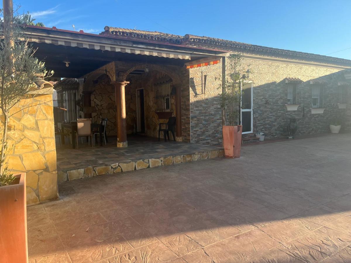 Chalet , A 6Km De La Playa Chiclana de la Frontera Esterno foto